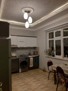 Satılır Həyət evi, Səbail.r-6