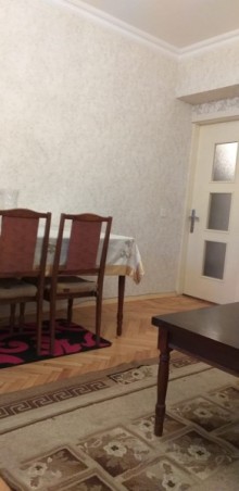Satılır Köhnə Tikili, Nəsimi.r, 28 May.m-13
