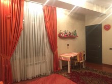 Satılır Yeni Tikili, Nəsimi.r, 28 May.m-14