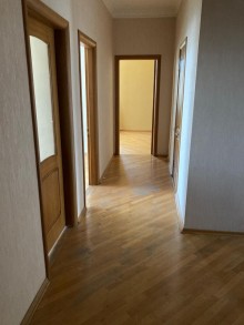 Satılır Yeni Tikili, Nəsimi.r-9
