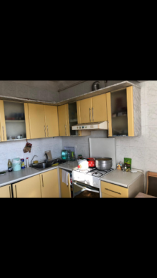 Satılır Köhnə Tikili, Binəqədi.r, 8-ci mikrorayon, Azadlıq.m-6