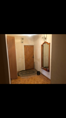 Satılır Köhnə Tikili, Binəqədi.r, 8-ci mikrorayon, Azadlıq.m-15