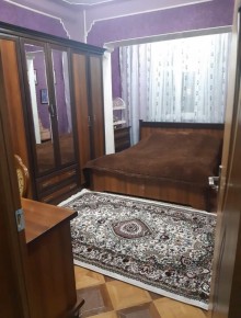 Satılır Köhnə Tikili, Binəqədi.r, 7-ci mikrorayon, Dərnəgül.m-7