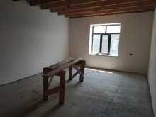 Satılır Həyət evi, Oğuz.ş-11