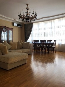 Satılır Yeni Tikili, Nəsimi.r-1