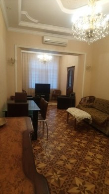 Satılır Köhnə Tikili, Nəsimi.r, Gənclik.m-6