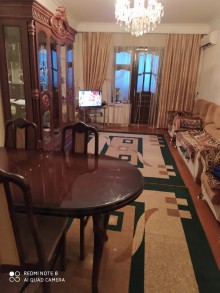 Satılır Köhnə Tikili, Binəqədi.r, 9-cu mikrorayon, Nəsimi.m-2