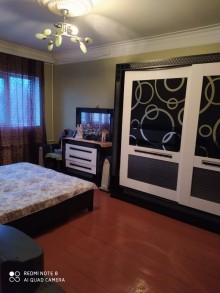Satılır Köhnə Tikili, Binəqədi.r, 9-cu mikrorayon, Nəsimi.m-5