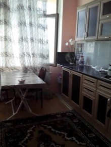 Satılır Yeni Tikili, Qəbələ.ş-4