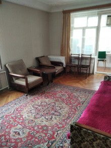 Kirayə (Aylıq) Köhnə Tikili, Yasamal.r, Elmlər Akademiyası.m-1
