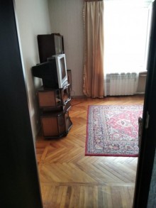 Kirayə (Aylıq) Köhnə Tikili, Yasamal.r, Elmlər Akademiyası.m-3