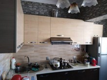 Satılır Köhnə Tikili, Binəqədi.r, 8-ci mikrorayon-8