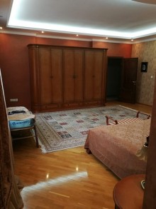 Satılır Yeni Tikili, Nəsimi.r, 28 May.m-6