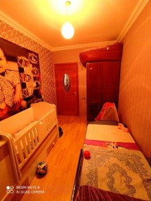 Satılır Köhnə Tikili, Nəsimi.r, 2-ci mikrorayon, Memar Əcəmi.m-7