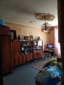 Satılır Köhnə Tikili, Suraxanı.r, Hövsan, Həzi Aslanov.m-1