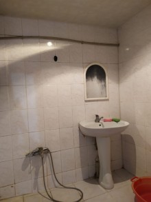 Satılır Köhnə Tikili, Suraxanı.r, Hövsan, Həzi Aslanov.m-8