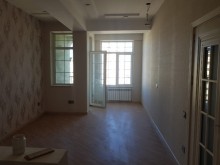 Satılır Yeni Tikili, Binəqədi.r, 6-cı mikrorayon, Nəsimi.m-1