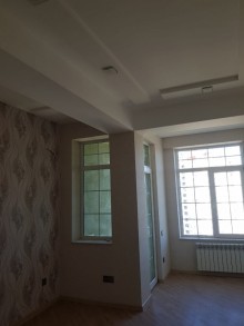 Satılır Yeni Tikili, Binəqədi.r, 6-cı mikrorayon, Nəsimi.m-4