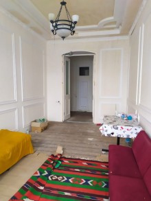 Satılır Köhnə Tikili, Nəsimi.r, 28 May.m-2