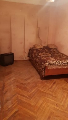 Satılır Köhnə Tikili, Nərimanov.r, N.Nərmanov.m-4