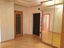 Satılır Yeni Tikili, Nərimanov.r-6