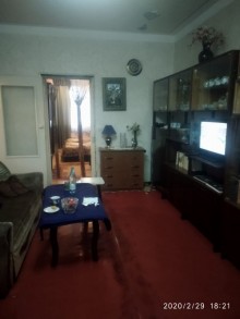 Satılır Köhnə Tikili, Binəqədi.r, 6-cı mikrorayon, Nəsimi.m-1