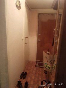 Satılır Köhnə Tikili, Binəqədi.r, 6-cı mikrorayon, Nəsimi.m-5