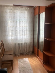 Satılır Köhnə Tikili, Səbail.r, Badamdar-12