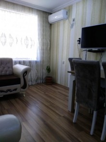 Satılır Köhnə Tikili, Nəsimi.r-3