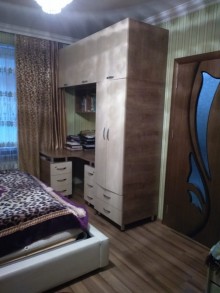 Satılır Köhnə Tikili, Nəsimi.r-6