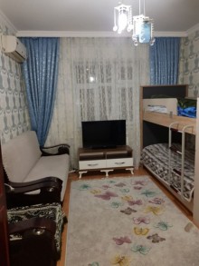 Satılır Köhnə Tikili, Binəqədi.r, 9-cu mikrorayon, Nəsimi.m-3