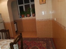 Satılır Köhnə Tikili, Binəqədi.r, 9-cu mikrorayon, Nəsimi.m-4