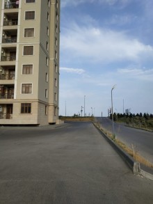 Satılır Yeni Tikili, Səbail.r, Bibi Heybət, İçərişəhər.m-3