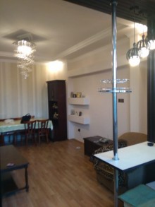 Kirayə (Aylıq) Köhnə Tikili, Nəsimi.r, 28 May.m-5