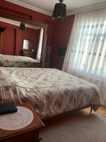 Satılır Yeni Tikili, Xətai.r, Xalqlar Dostluğu m..m-6