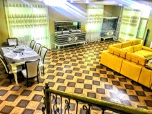 Satılır Həyət evi, Səbail.r, Badamdar-13