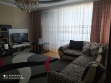 Satılır Yeni Tikili, Xətai.r, Əhmədli, Həzi Aslanov.m-2