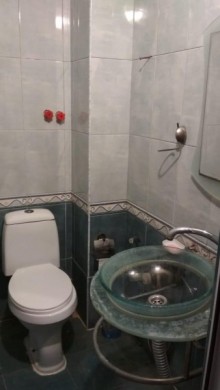 Kirayə (Aylıq) Köhnə Tikili, Yasamal.r, Elmlər Akademiyası.m-8