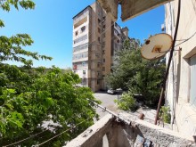 Satılır Köhnə Tikili, Binəqədi.r, Rəsulzadə, Azadlıq.m-14