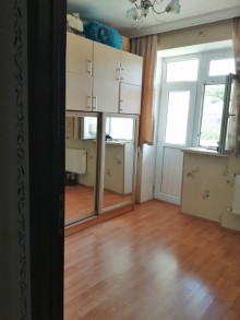 Satılır Köhnə Tikili, Binəqədi.r, Biləcəri, Avtovağzal.m-5