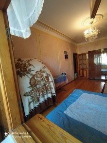 Satılır Köhnə Tikili, Binəqədi.r, Rəsulzadə, Azadlıq.m-16