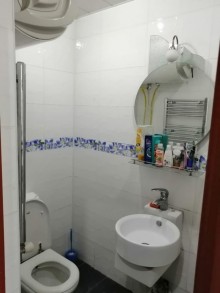 Satılır Yeni Tikili, Yasamal.r, İnşaatçılar.m-10