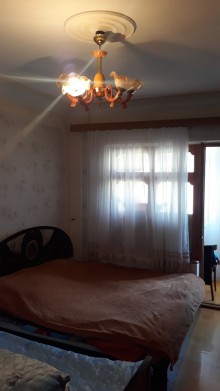Satılır Köhnə Tikili, Suraxanı.r, Köhnə Günəşli, Əhmədli.m-7