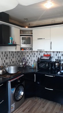 Satılır Köhnə Tikili, Suraxanı.r, Köhnə Günəşli, Əhmədli.m-11