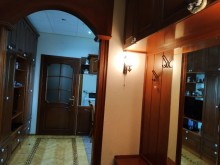 3 otaqli köhnə mənzillər satisi 28 may sarayin yani, -18