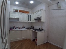 Satılır Yeni Tikili, Binəqədi.r, 8-ci mikrorayon-5