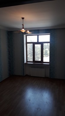 Satılır Köhnə Tikili, Xətai.r, Əhmədli, Əhmədli.m-4