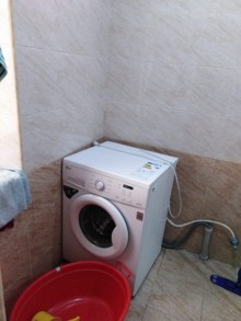 Kirayə (Aylıq) Köhnə Tikili, Yasamal.r, Elmlər Akademiyası.m-6