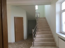 aquaparkin arxasinda bag evi satilir Novxanida, -9