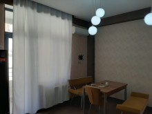 Satılır Yeni Tikili, Yasamal.r, İnşaatçılar.m-17